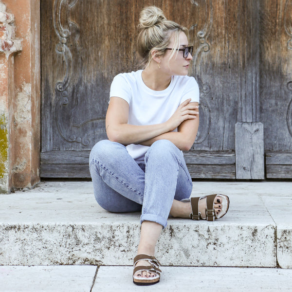9006 Sandals