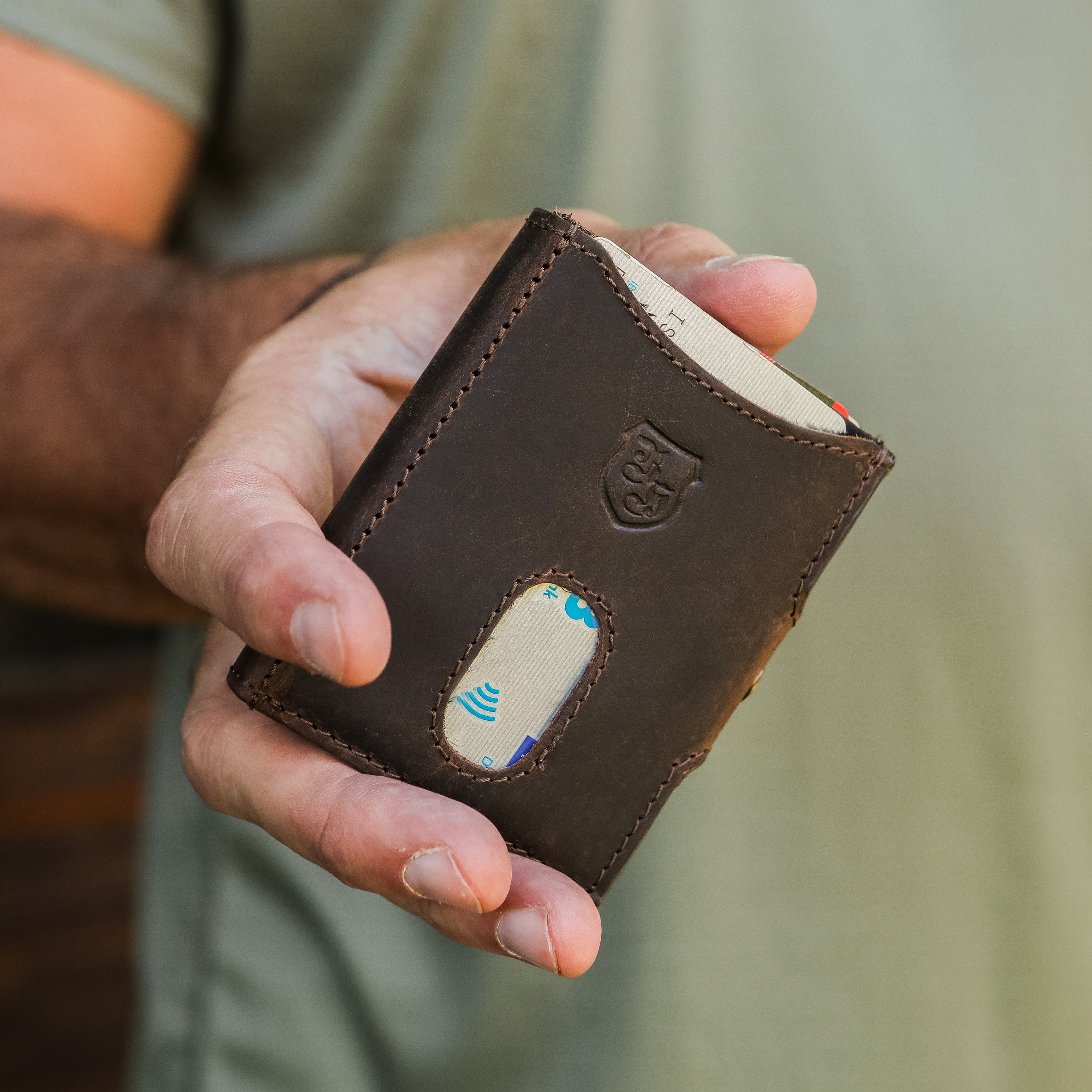 Slim Wallet Leather » Coin compartment & RFID protection